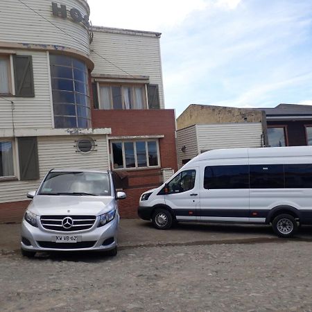Hostal Oro Fueguino Punta Arenas Exterior foto