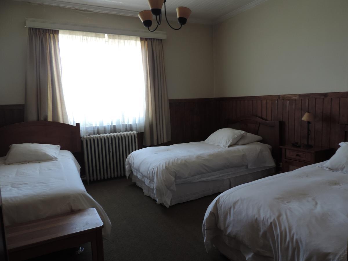 Hostal Oro Fueguino Punta Arenas Exterior foto