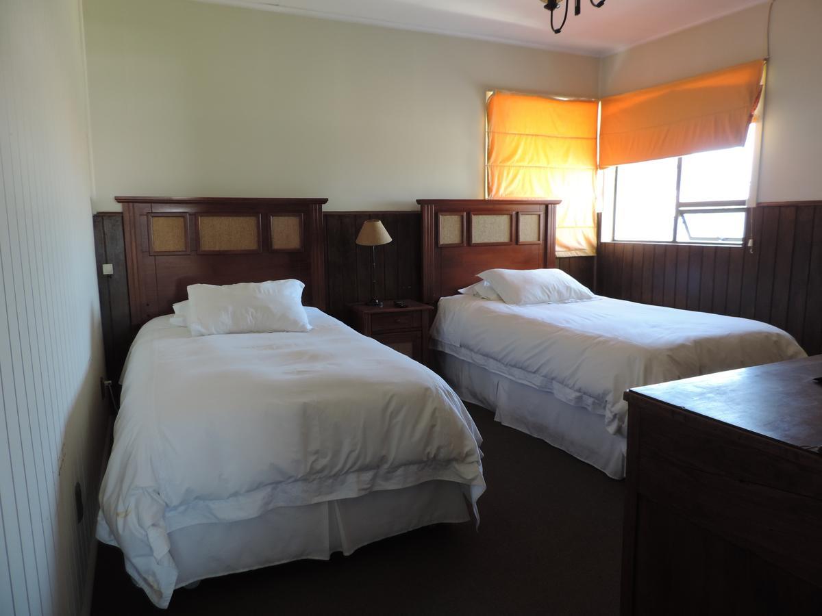 Hostal Oro Fueguino Punta Arenas Exterior foto