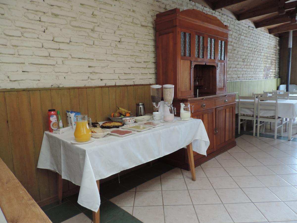 Hostal Oro Fueguino Punta Arenas Exterior foto