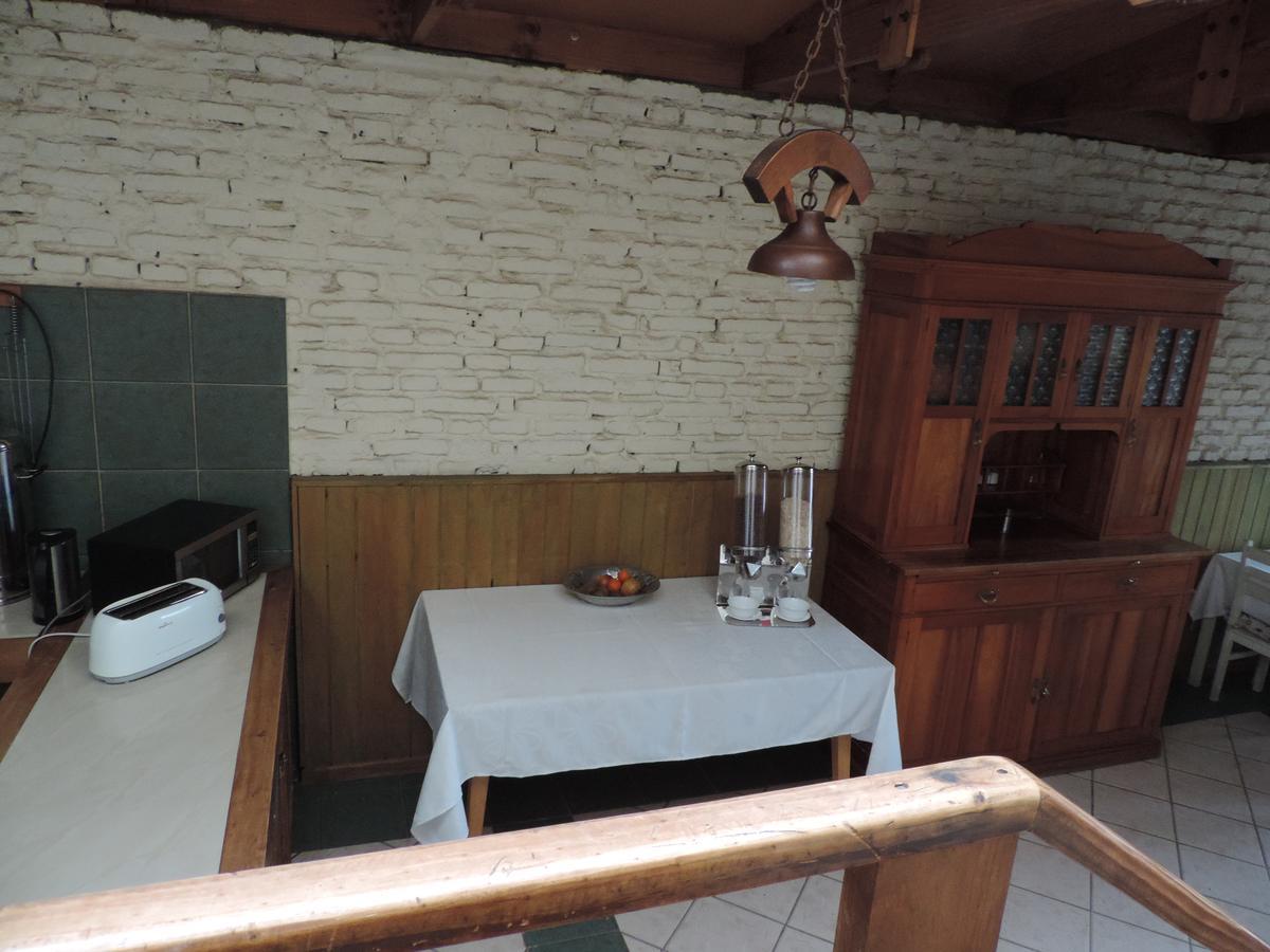 Hostal Oro Fueguino Punta Arenas Exterior foto