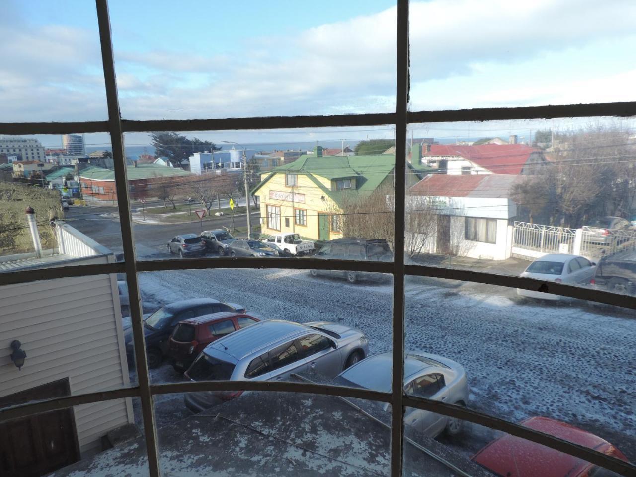 Hostal Oro Fueguino Punta Arenas Exterior foto